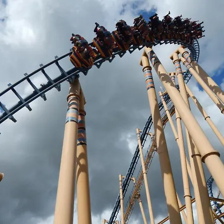 Flamingo Land - Beech Grove B11a منتزه العطل Kirby Misperton