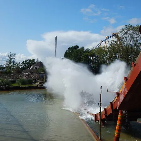 假日公园 Flamingo Land - Beech Grove B11a *