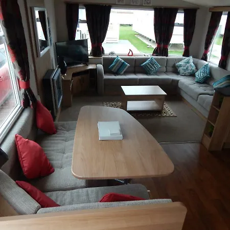 Flamingo Land - Beech Grove B11a 홀리데이파크 Kirby Misperton